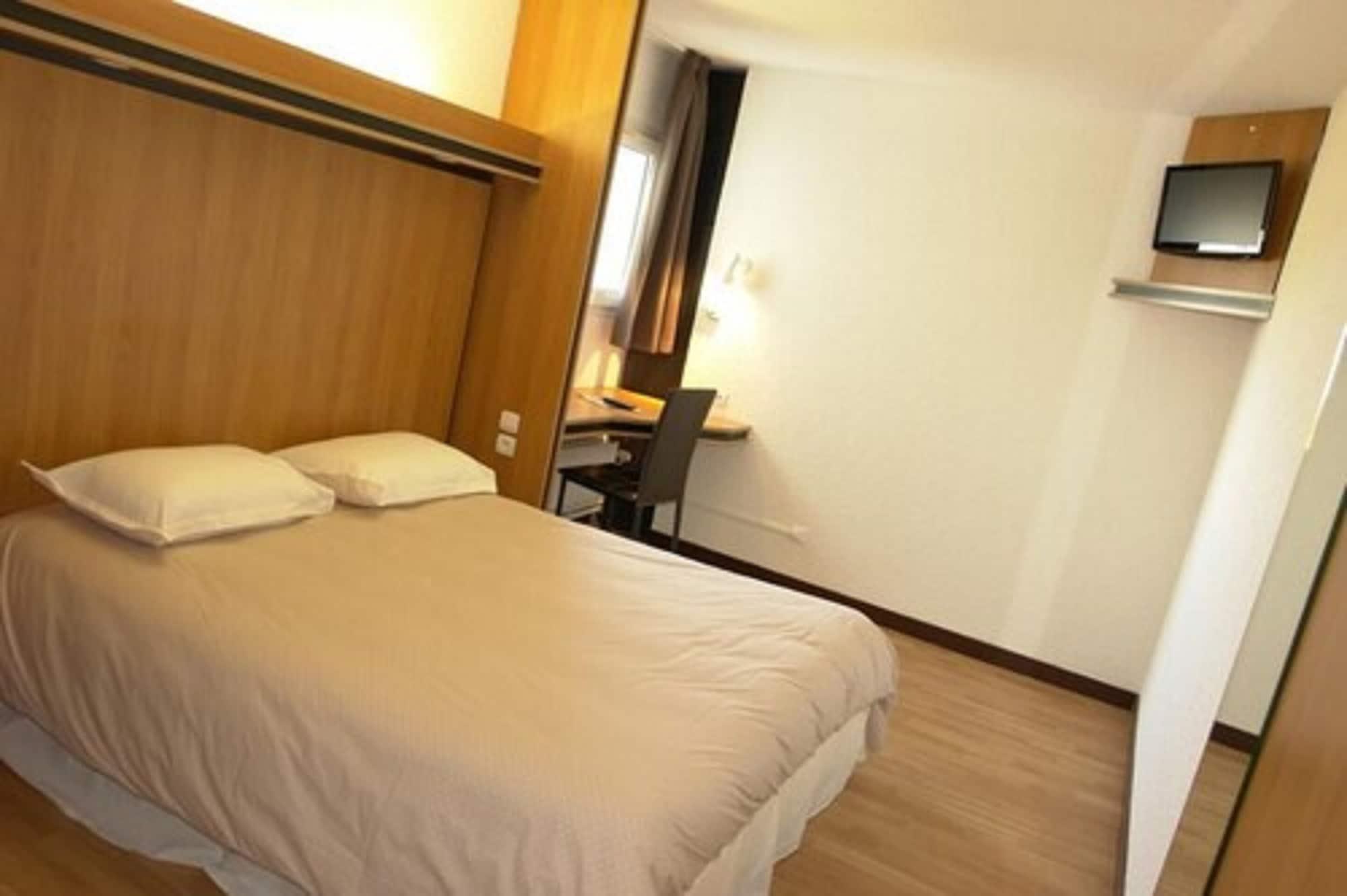 Brit Hotel La Bonne Etape エヴルー エクステリア 写真