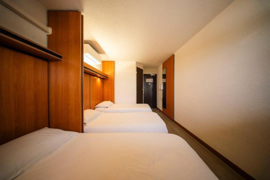 Brit Hotel La Bonne Etape エヴルー エクステリア 写真